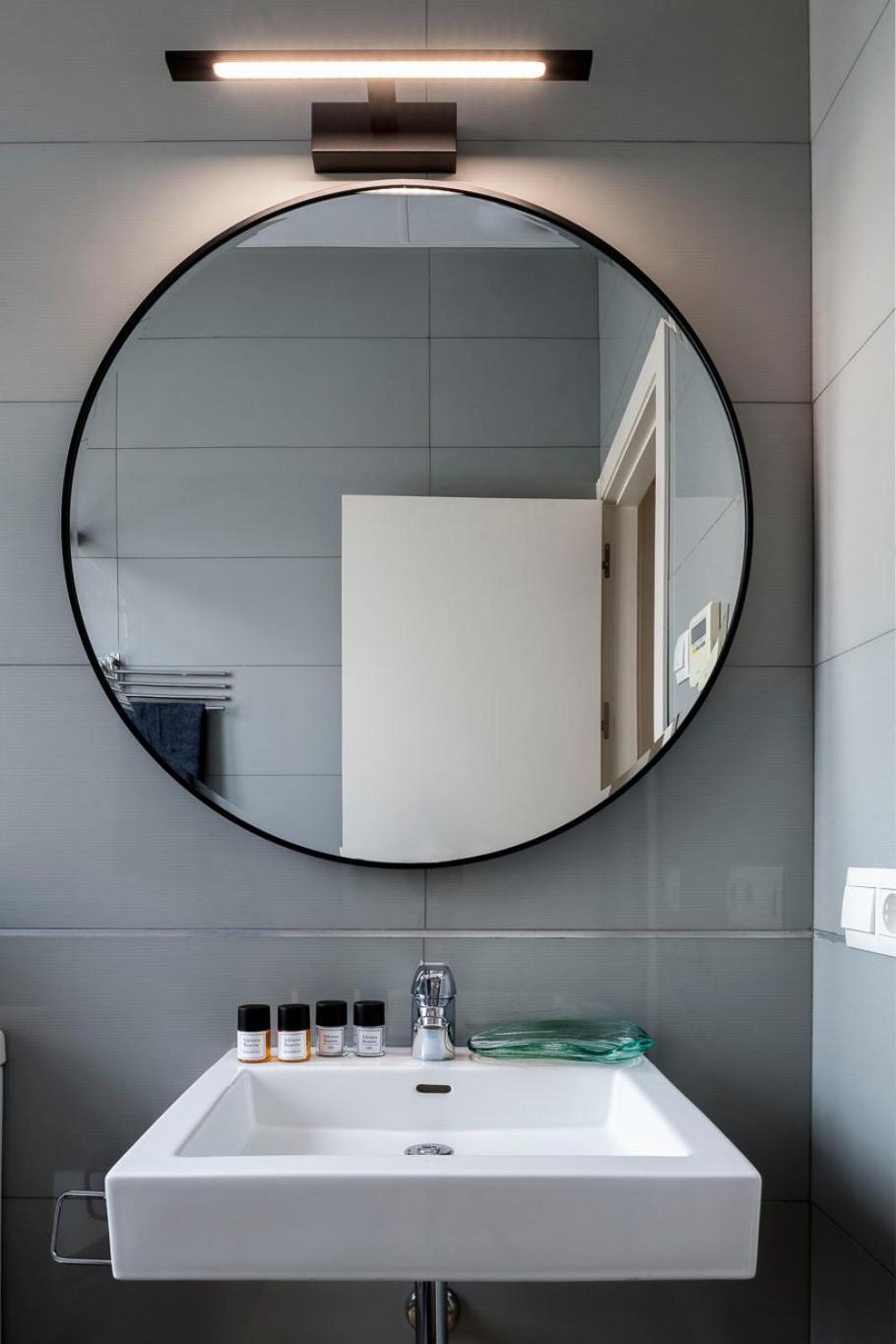Apartamento Familiar Nuevo De Diseno En La Mejor Zona De Triana, Parking Included Севилья Экстерьер фото