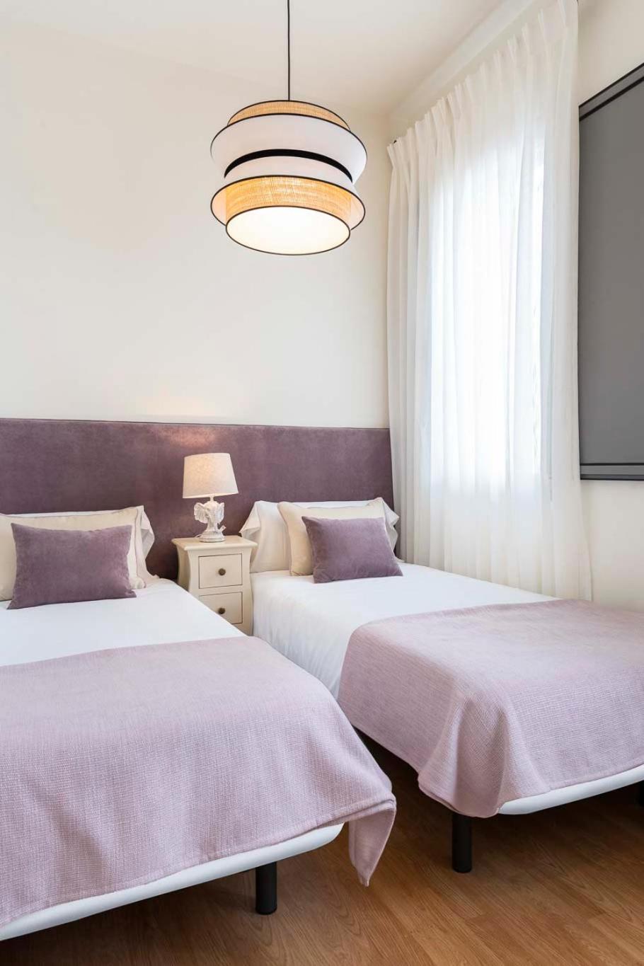 Apartamento Familiar Nuevo De Diseno En La Mejor Zona De Triana, Parking Included Севилья Экстерьер фото